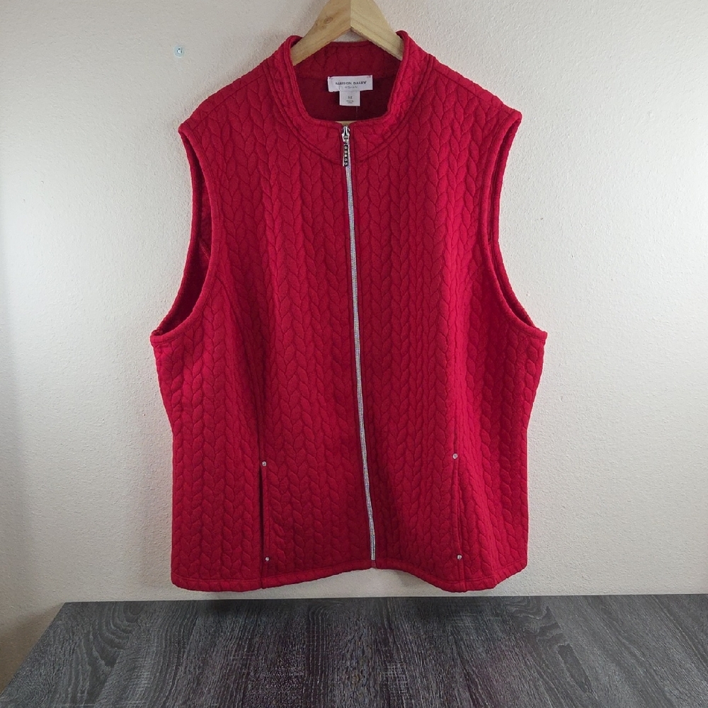 Allison Daley Womans 3X Christmas Red VEST. Quilted. Jeweled Zipper NWT